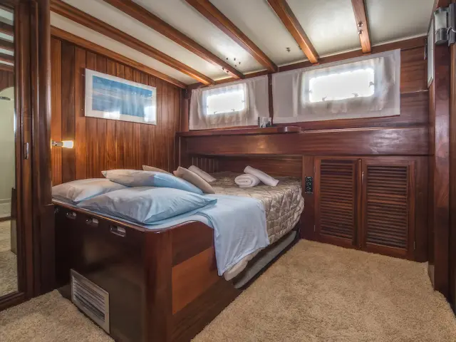 Yacht Angelica cabin