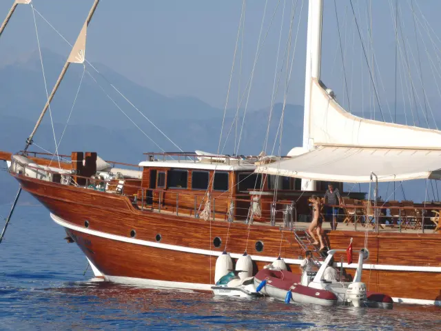 Yacht Mare Nostrum side view
