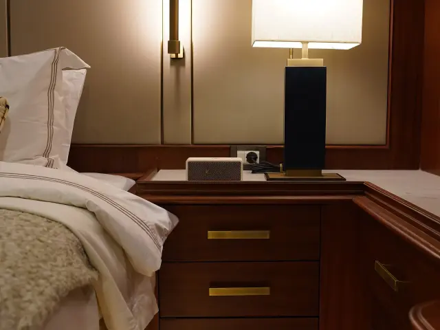 Yacht Mare Nostrum cabin