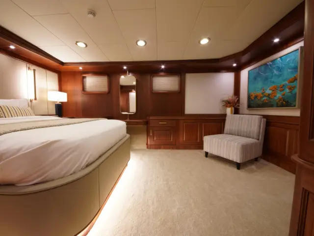 Yacht Mare Nostrum cabin
