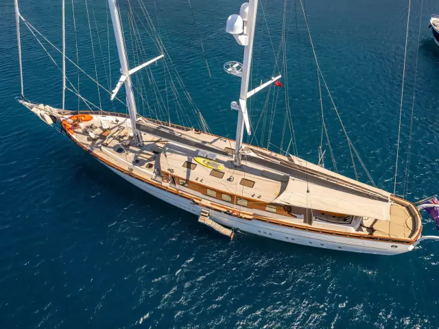 Yacht Zanziba aerial view