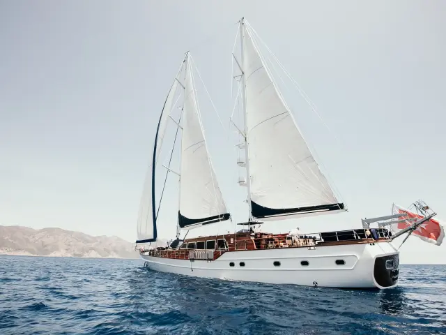 Yacht Voyage sailing