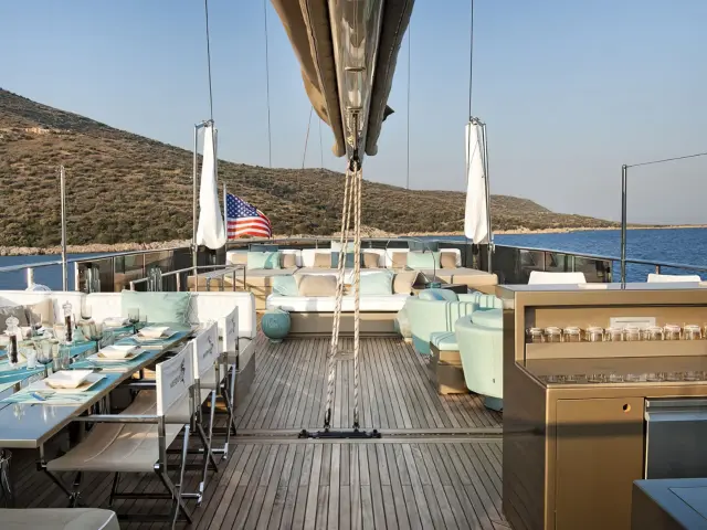 Yacht Mermaid dining area