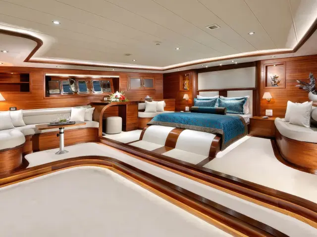 Yacht Alessandro cabin