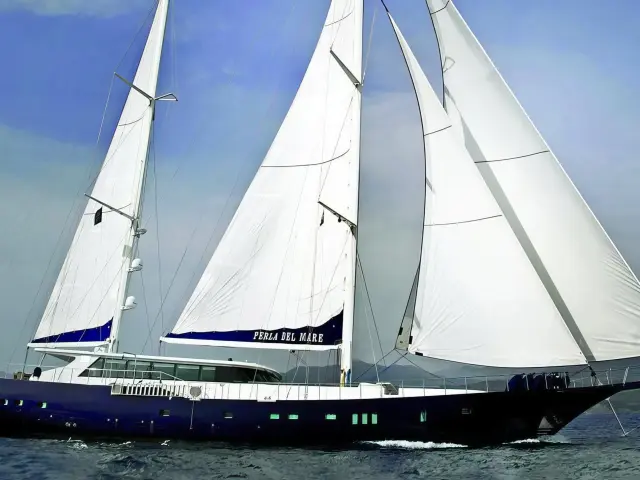 Yacht Perla Del Mare sailing