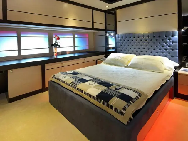 Yacht Perla Del Mare cabin