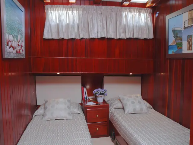 Yacht Matina cabin