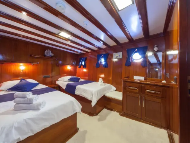Yacht Stella Maris cabin