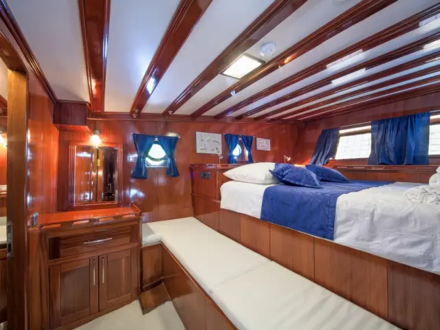 Yacht Stella Maris cabin