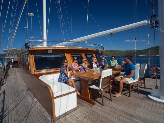 Yacht Stella Maris deck