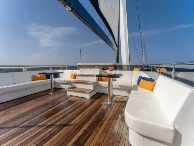 Yacht Santa Clara deck