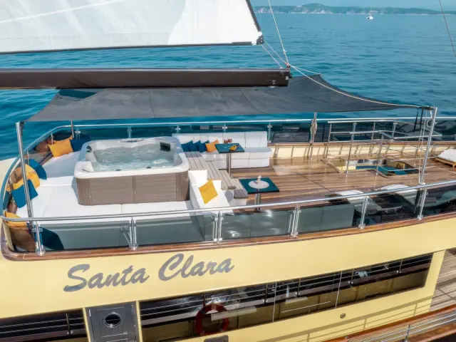 Yacht Santa Clara deck