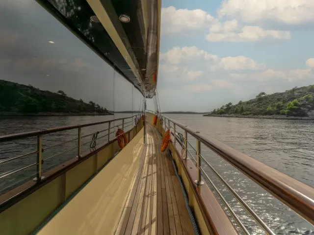 Yacht Santa Clara photo