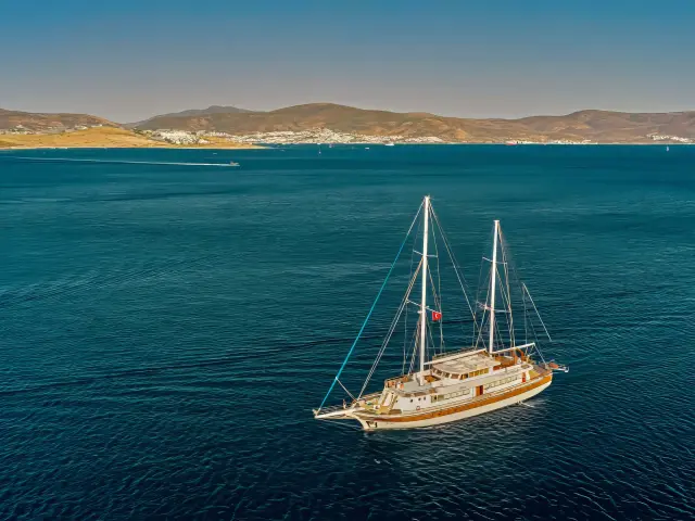 Yacht Boreas aerial view