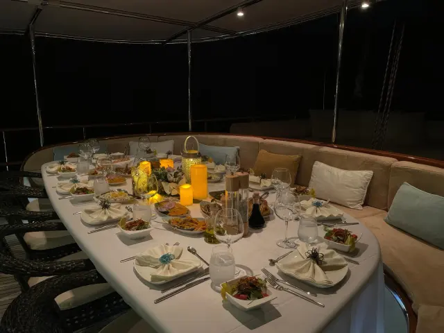 east-med-yachting-dragon-fly_0026