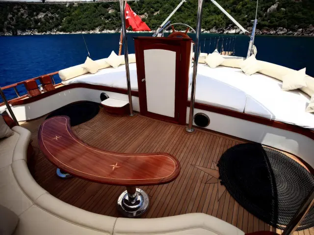 Yacht Nurten A photo