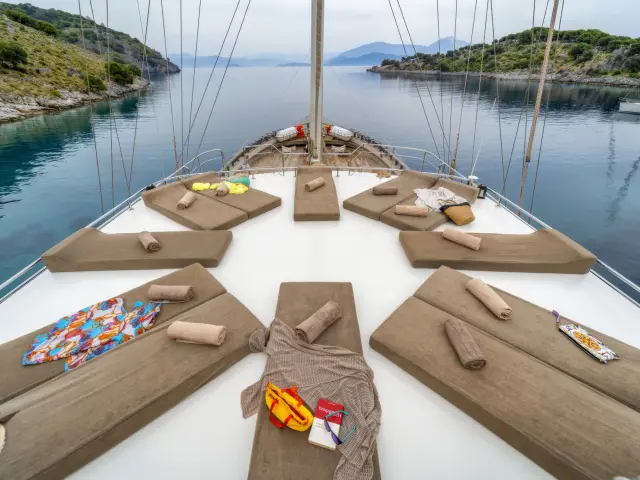 Yacht Tersane 8 deck