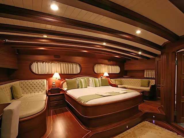 Yacht Caner IV cabin