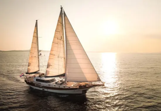 east-med-yachting-lotus_0022