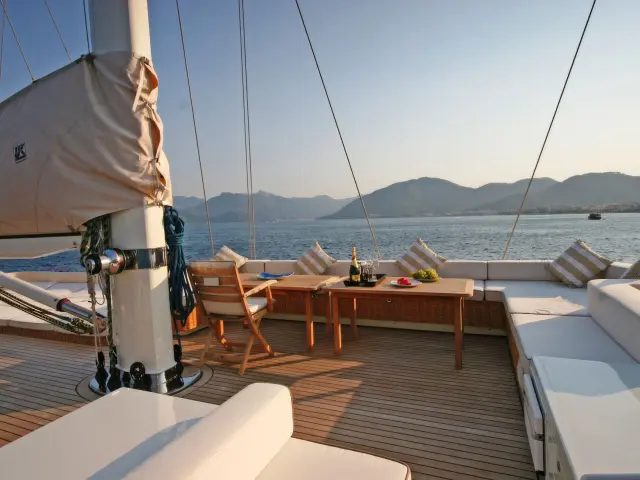 Yacht Getaway deck