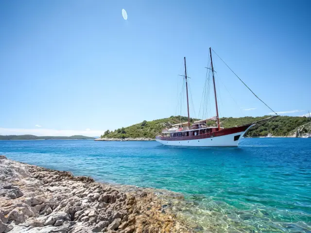 Yacht Romanca on anchor