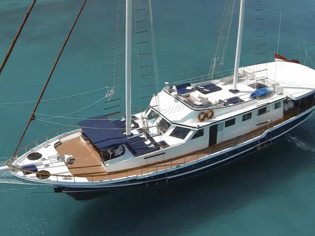 Yacht Aurum aerial view