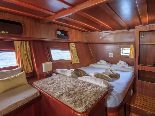 Yacht Allure cabin