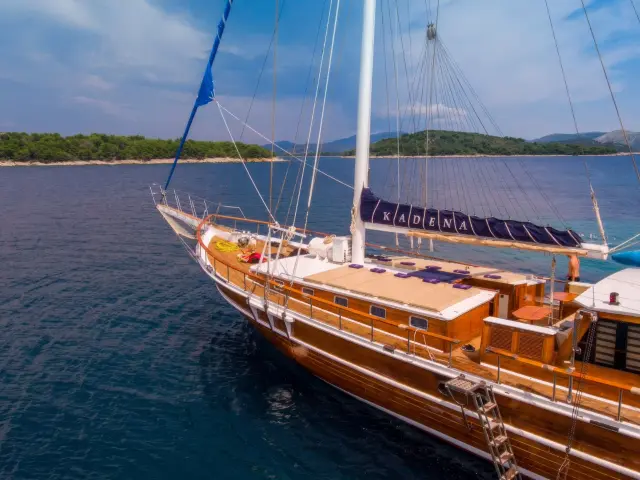 Yacht Kadena aerial view