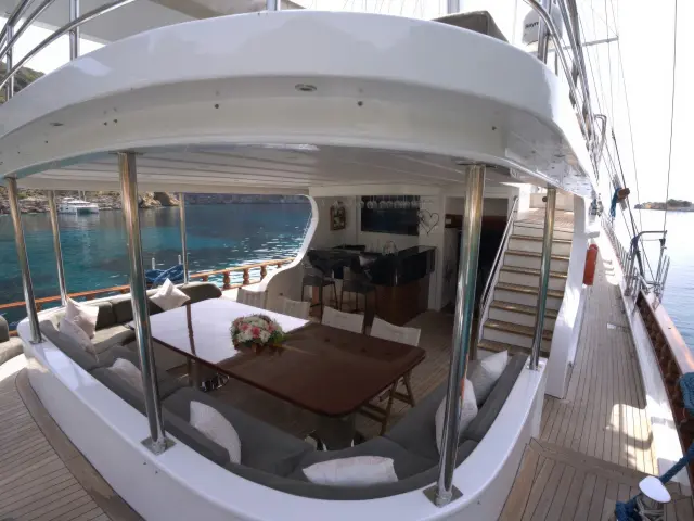 Yacht Luce del Mare photo