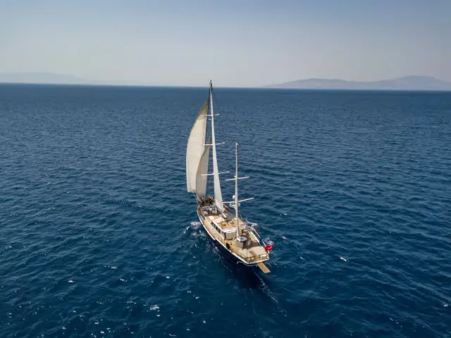 Yacht Luja aerial view