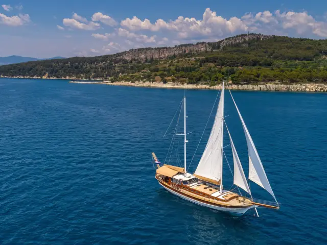 Yacht Angelica aerial view