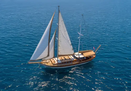Yacht Angelica aerial view