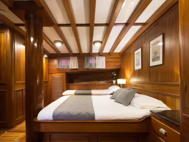 Yacht Carpe Diem 7 cabin