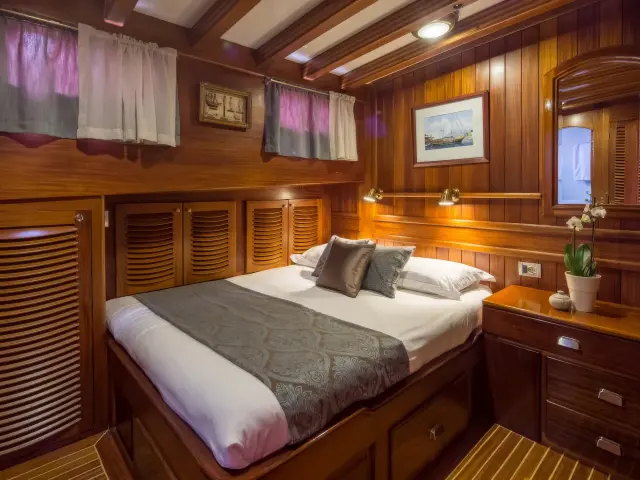 Yacht Carpe Diem 7 cabin