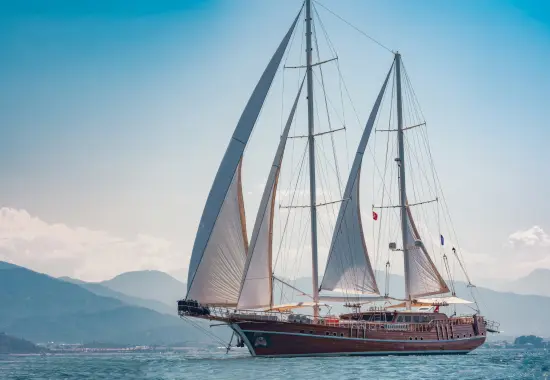 Yacht Lycian Queen sailing