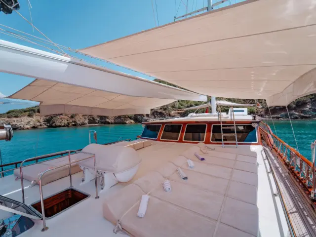 Yacht Lycian Queen photo