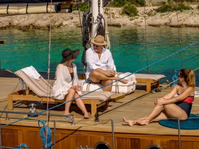 Yacht Smart Spirit deck