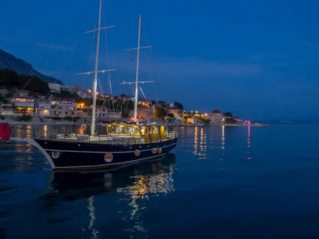 Yacht Altair on anchor