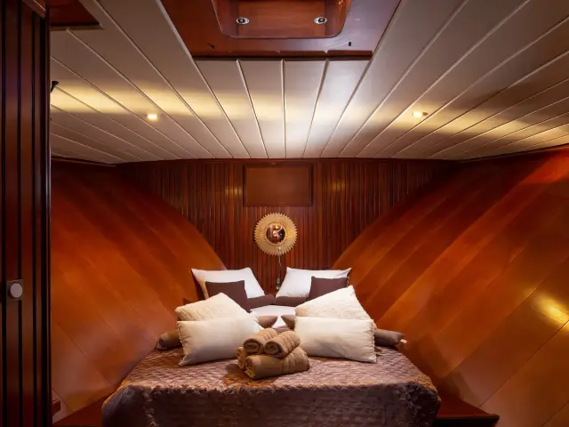 Yacht Summer Princess cabin
