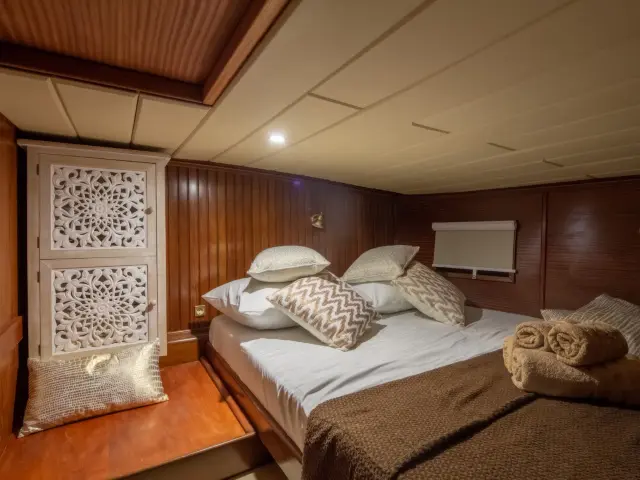 Yacht Summer Princess cabin