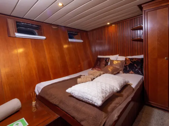 Yacht Summer Princess cabin
