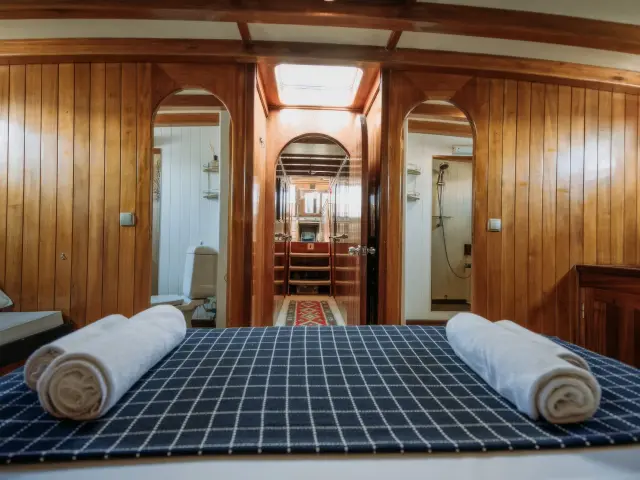Yacht Beyaz Lale cabin