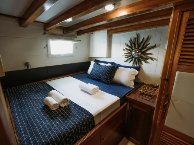 Yacht Beyaz Lale cabin