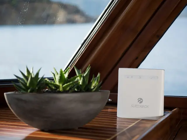 Yacht Serenad A photo