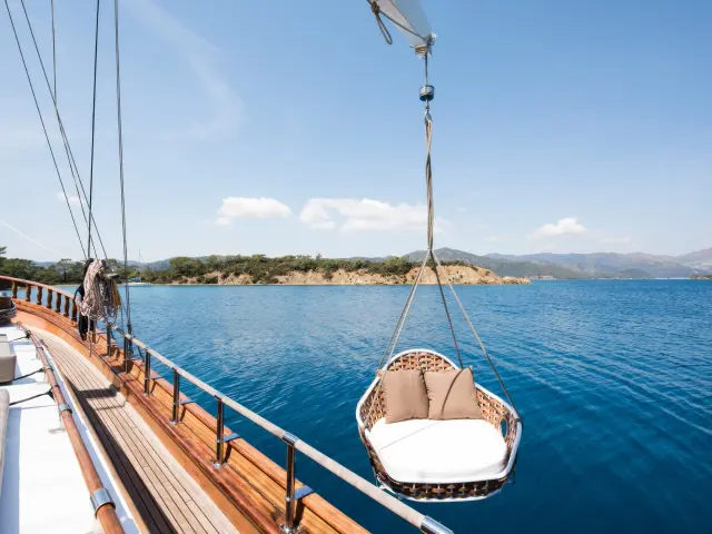 Yacht Serenad A photo