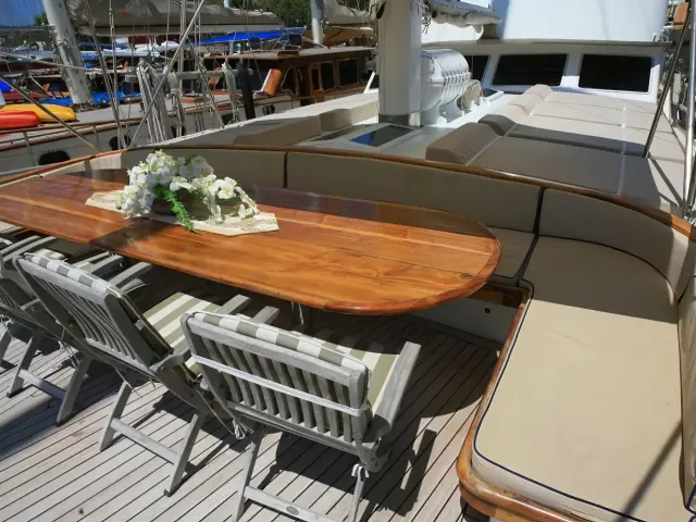 Yacht Aegean Clipper deck