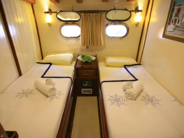 Yacht Aegean Clipper cabin