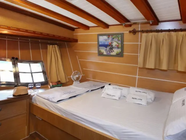 Yacht Aegean Clipper cabin