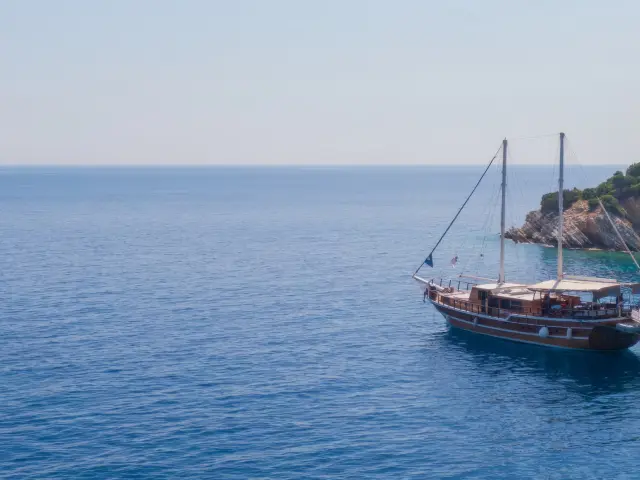 Yacht Harmonia aerial view