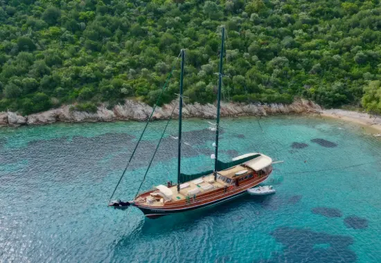 Yacht Ros Mare aerial view